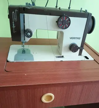 elektrický šicí stroj VERITAS 8014/40