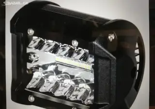 Přídavné pracovní LED světlo 20c Combo