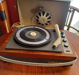Gramofon Supraphon GZ646