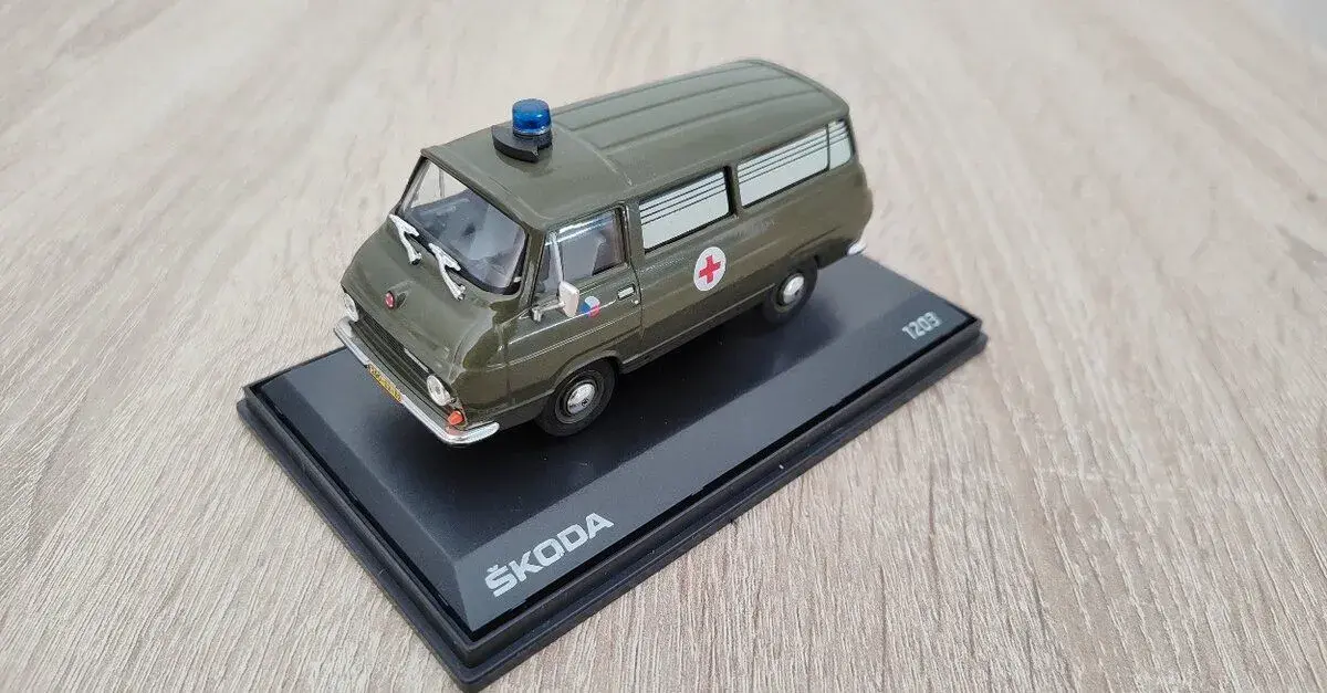 Škoda 1203 (1974), vojenská sanitka ČSĽA 1:43