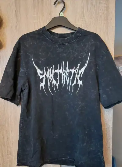 Tmavě šedé acid wash tričko