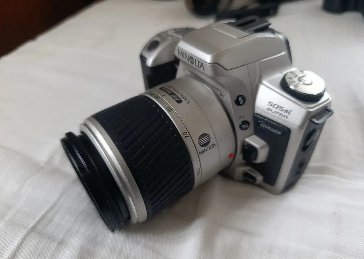Minolta Dynax 505si super, 28-100 Macro