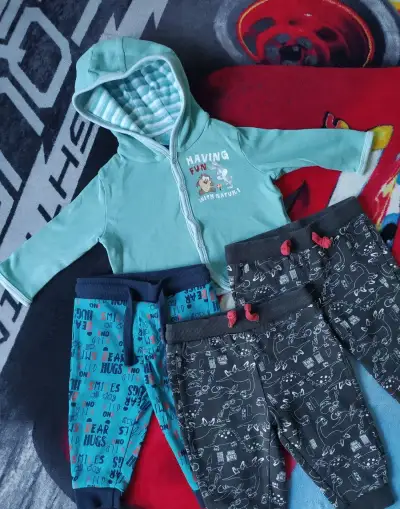 Dětské oblečení set vel.68