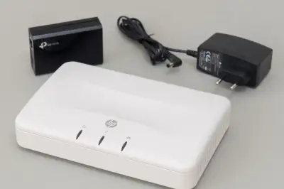WiFi přístupový bod HP M210