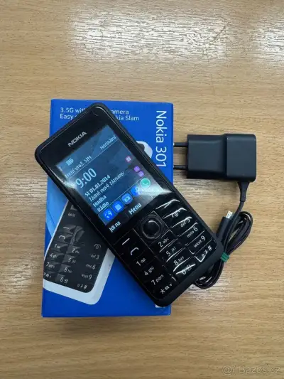 Klasický telefon Nokia 301 + nabíječka