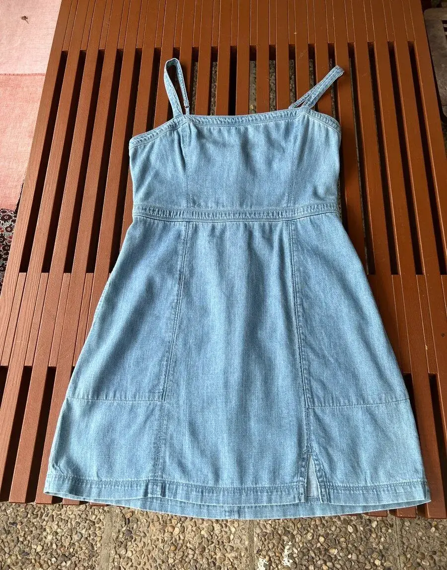 Džínové minišaty Abercrombie&Fitch, vel. L
