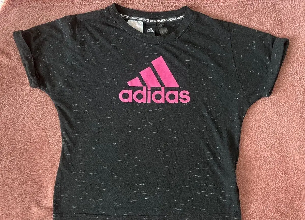 Tričko Adidas vel. 128