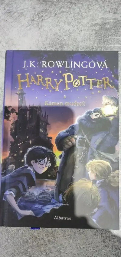 Kniha Harry Potter a kámen mudrců