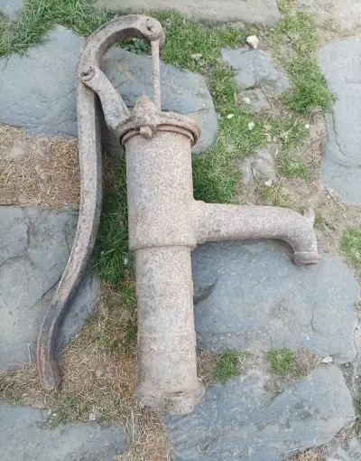 Ruční pumpa