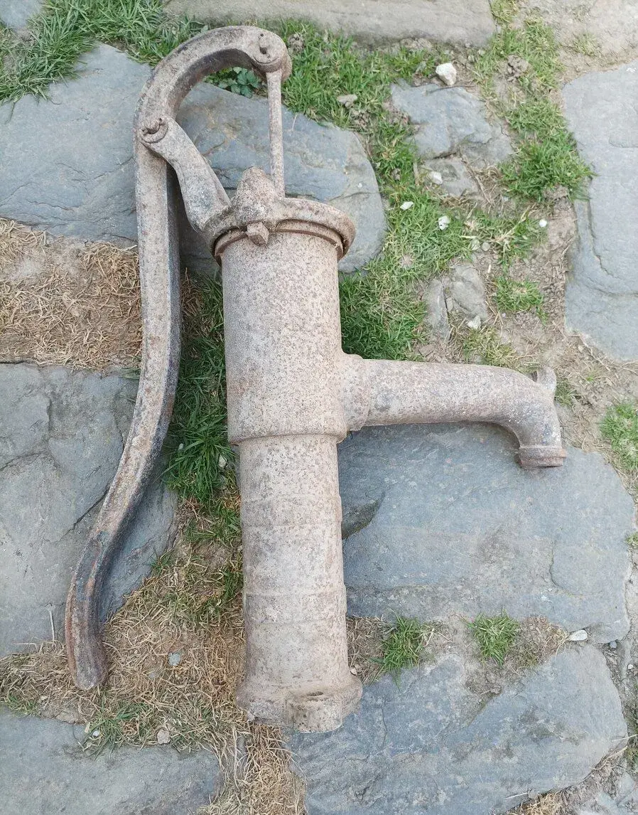 Ruční pumpa