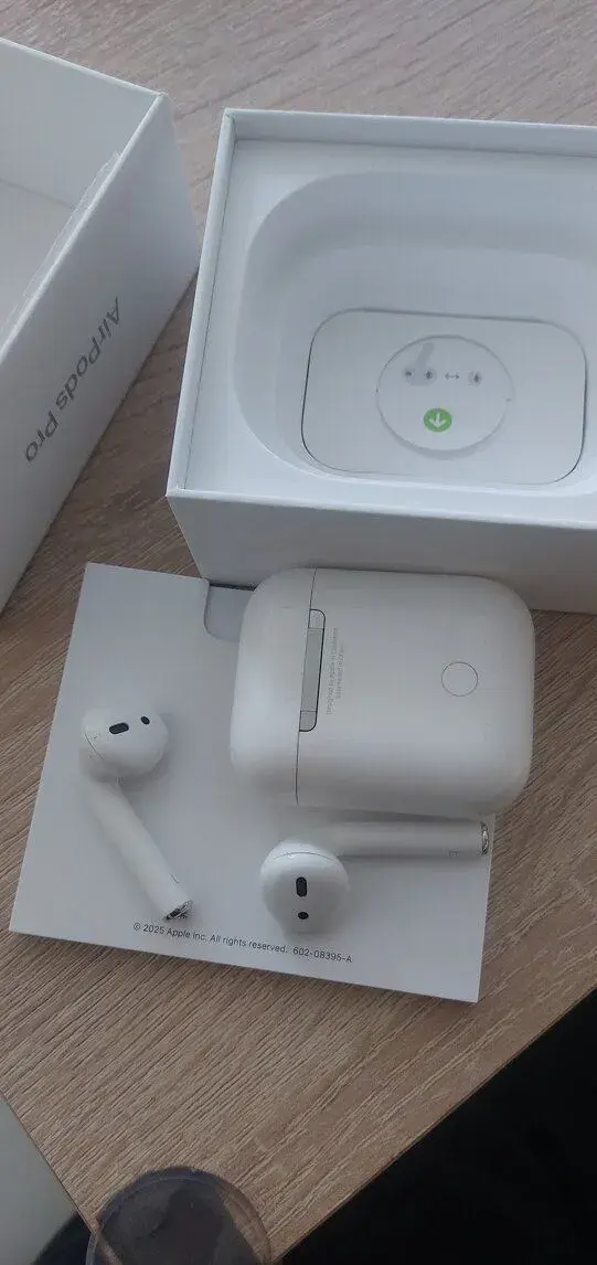AirPods