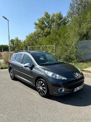 Peugeot 207 – 2009, 279 000 km