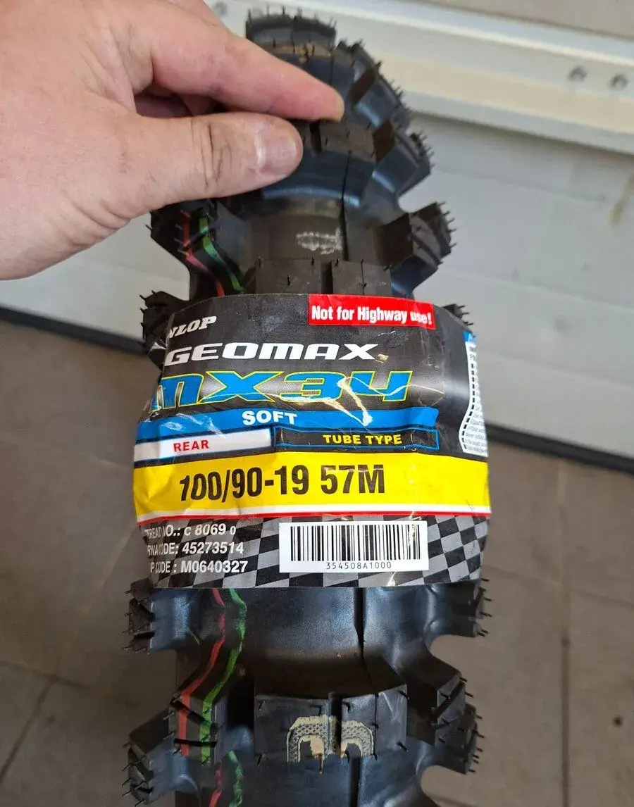 motokrosové pneu - nové, Dunlop a Mitas