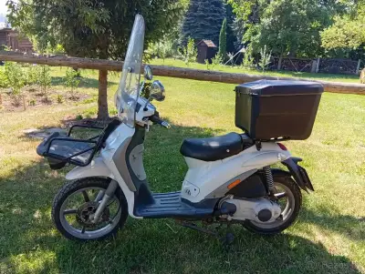 Skútr Piaggio Liberty 125