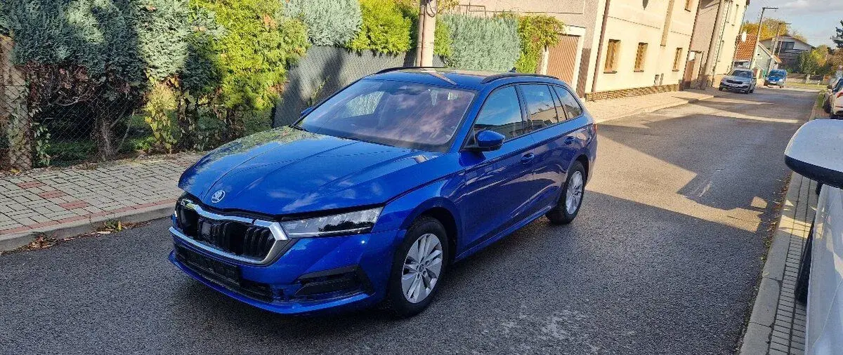 Octavia IV 2.0tdi 94000km modrá metal