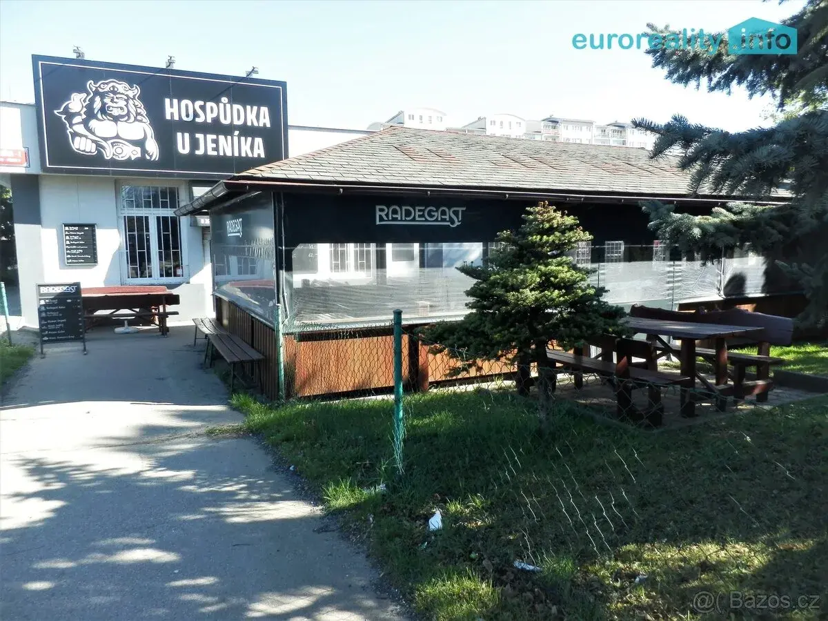 Pronájem, restaurace se zahrádkou, 206 m2, Praha 9 - Letňany