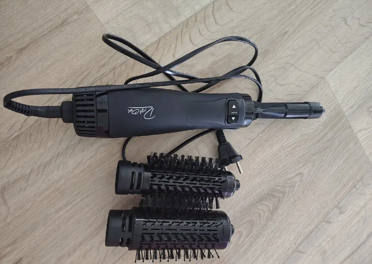 kulmofén Rita Ora / Silvercrest RHC 34 (1000 W)