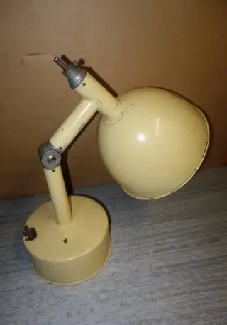 Velika mohutna industrialni stolni lampa