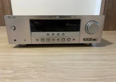 AV Receiver Yamaha RX-V461