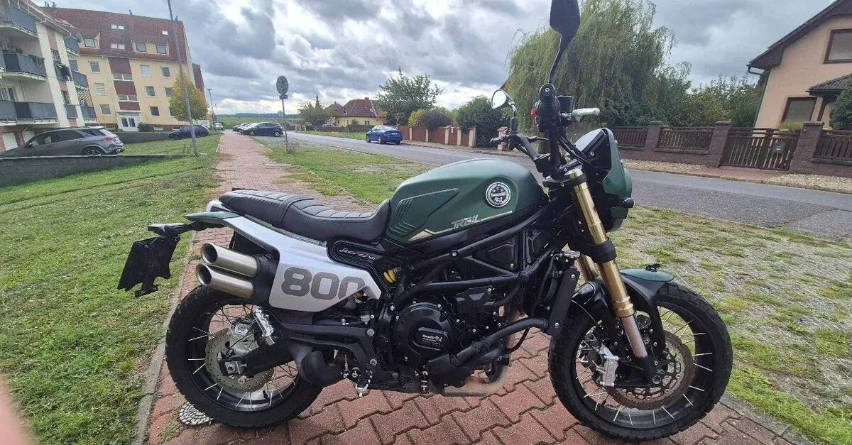 BENELLI LEONCINO 800 TRAIL