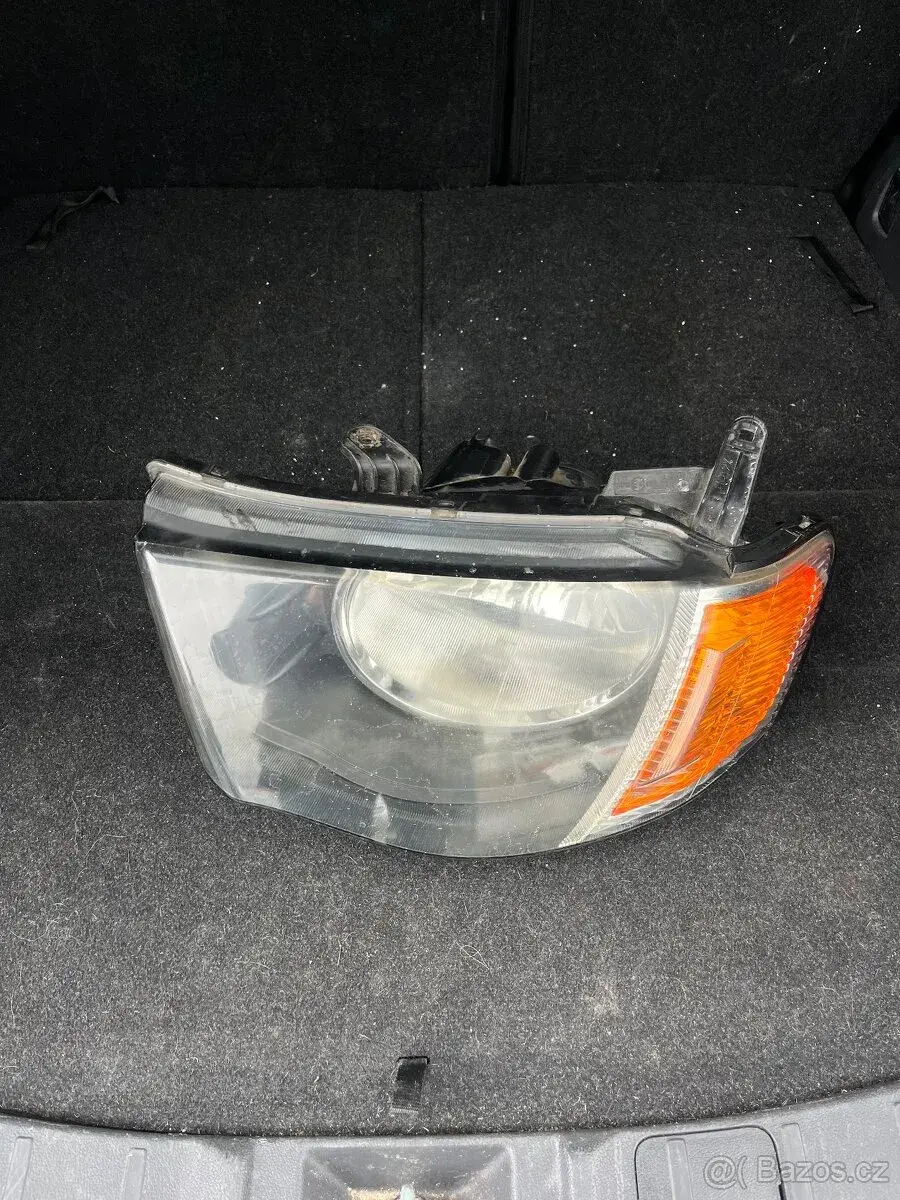 Mitsubishi L – 2005