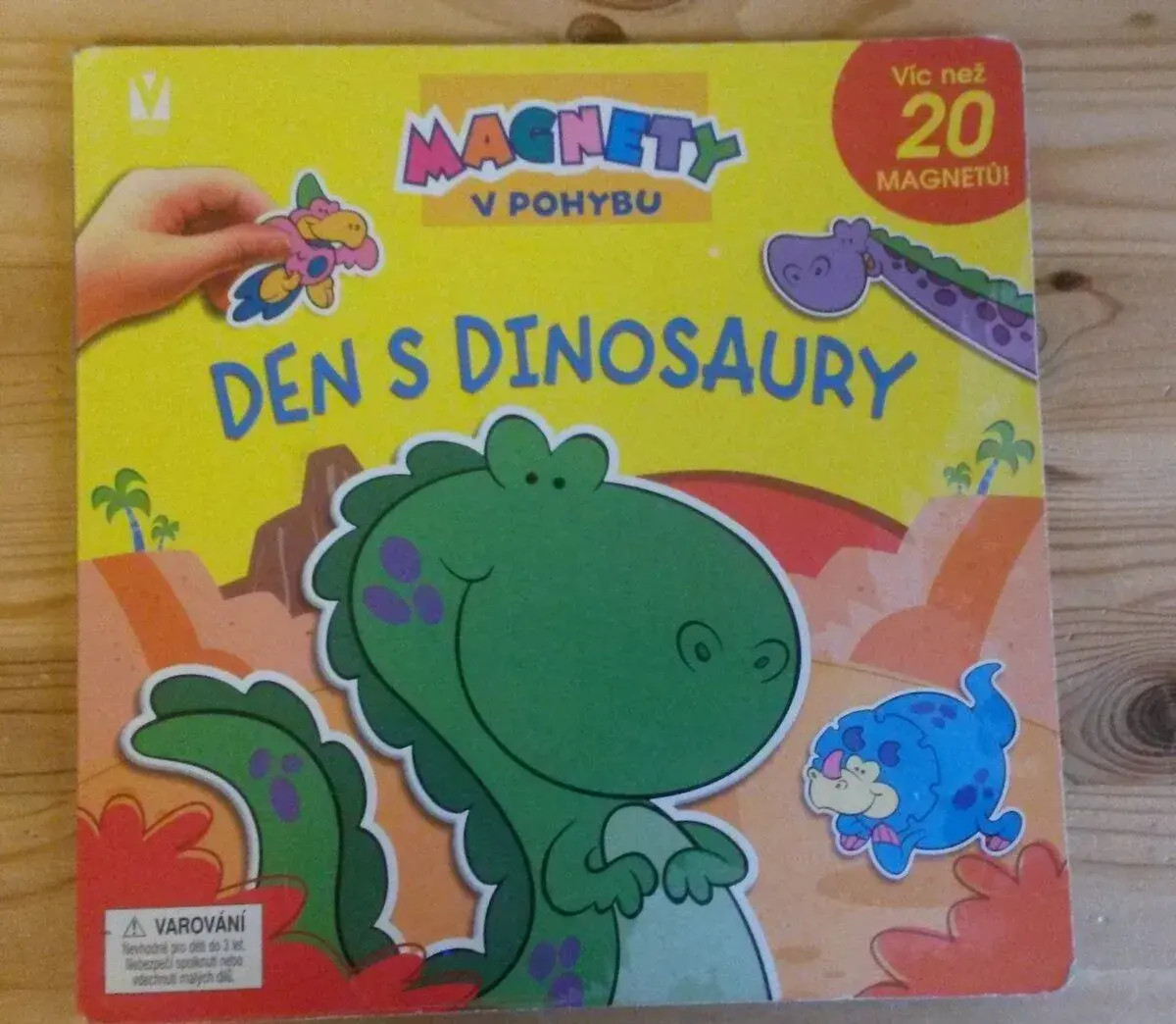 Magnetická knížka Den s dinosaury