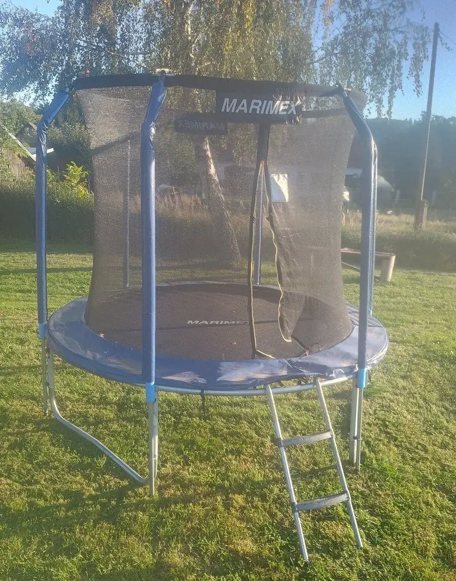 Trampolína