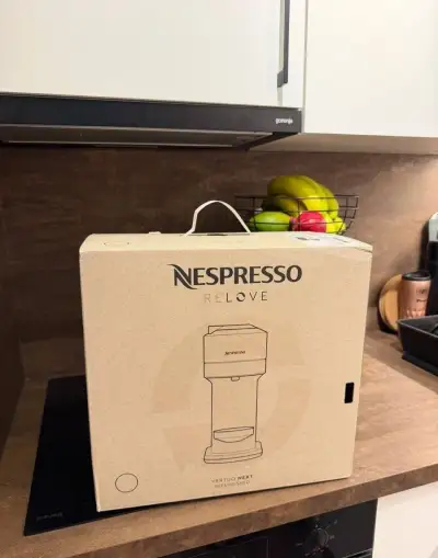 Kávovar Nespresso Vertuo Next
