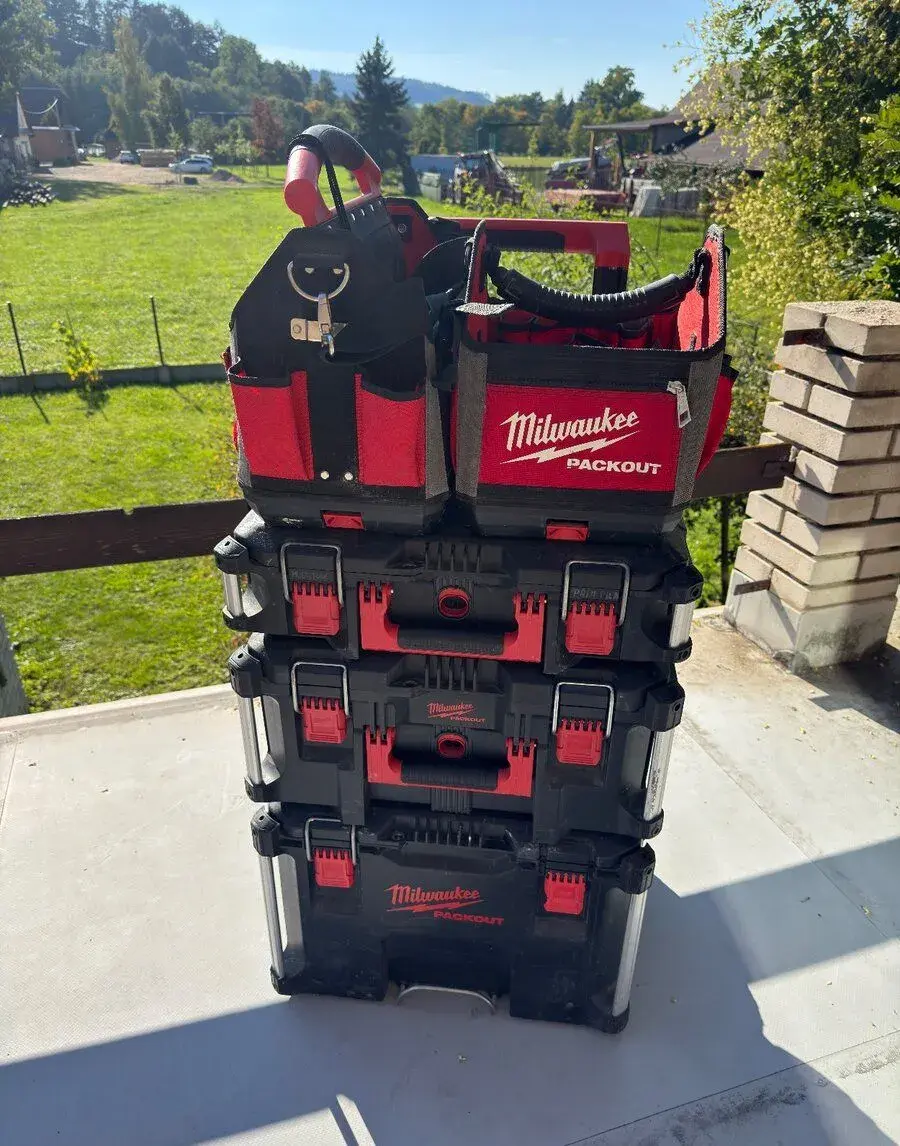 Milwaukee packout
