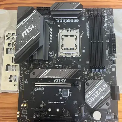 Set AM5: AMD Ryzen 5 7600 + MSI B650 Gaming Plus Wifi + Vodn