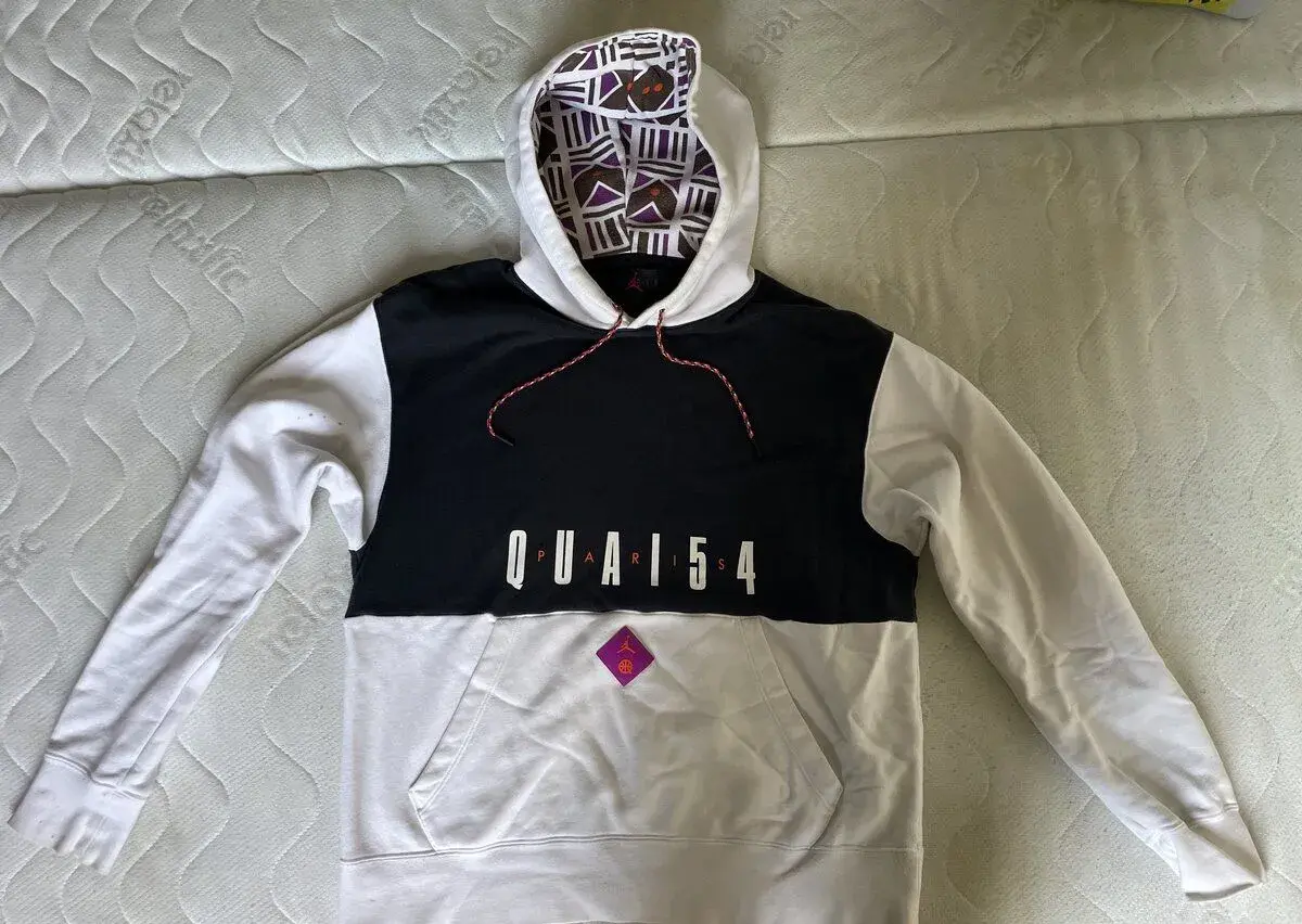 Mikina s kapucí Air Jordan QUAI 54 Paris vel.M
