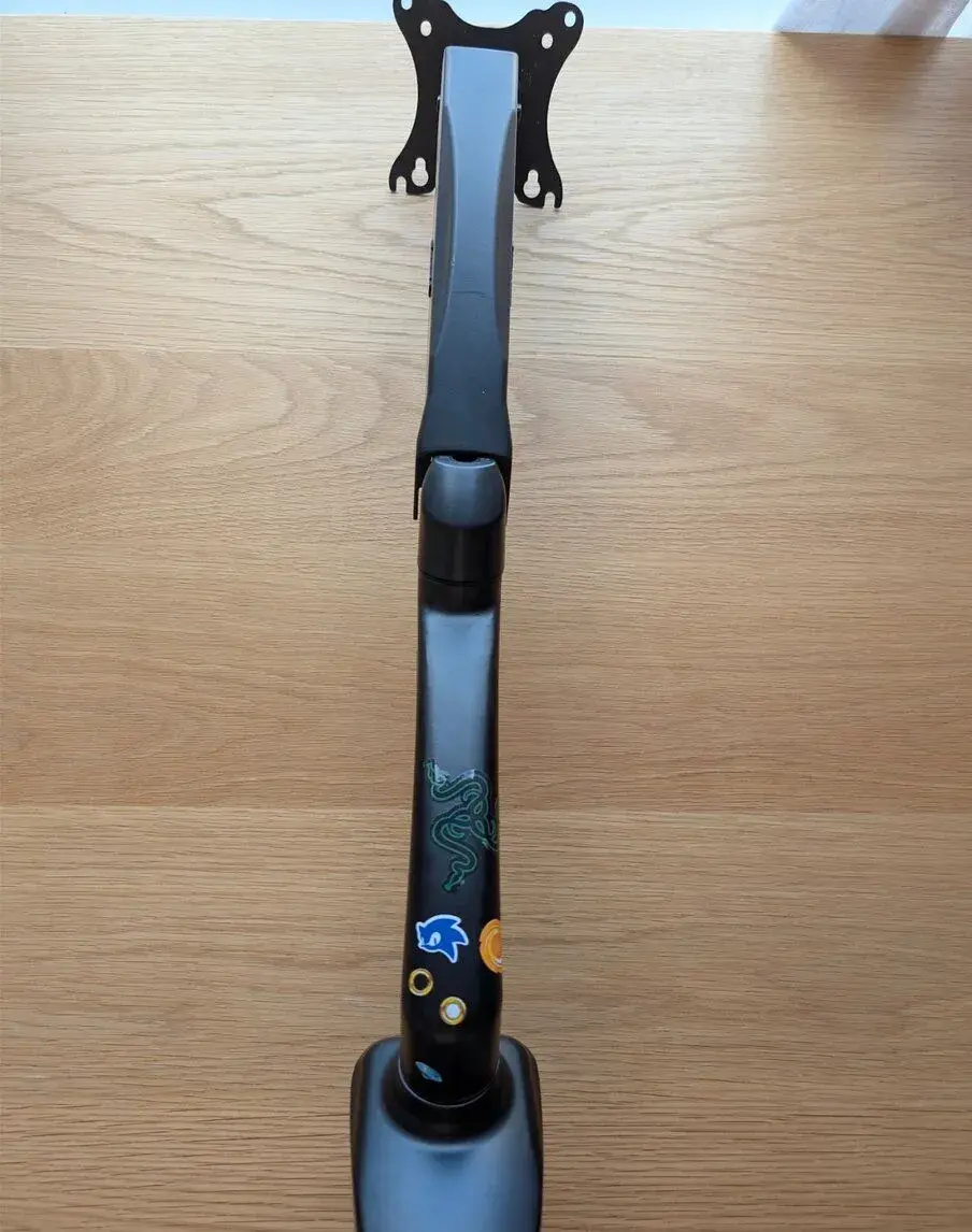Stolní držák na monitor AlzaErgo Arm s plynovou pružinou (VE