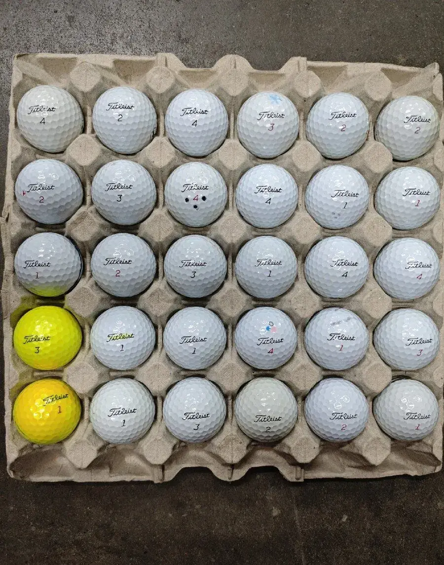 Golfové míčky Titleis pro V1 perfektní stav