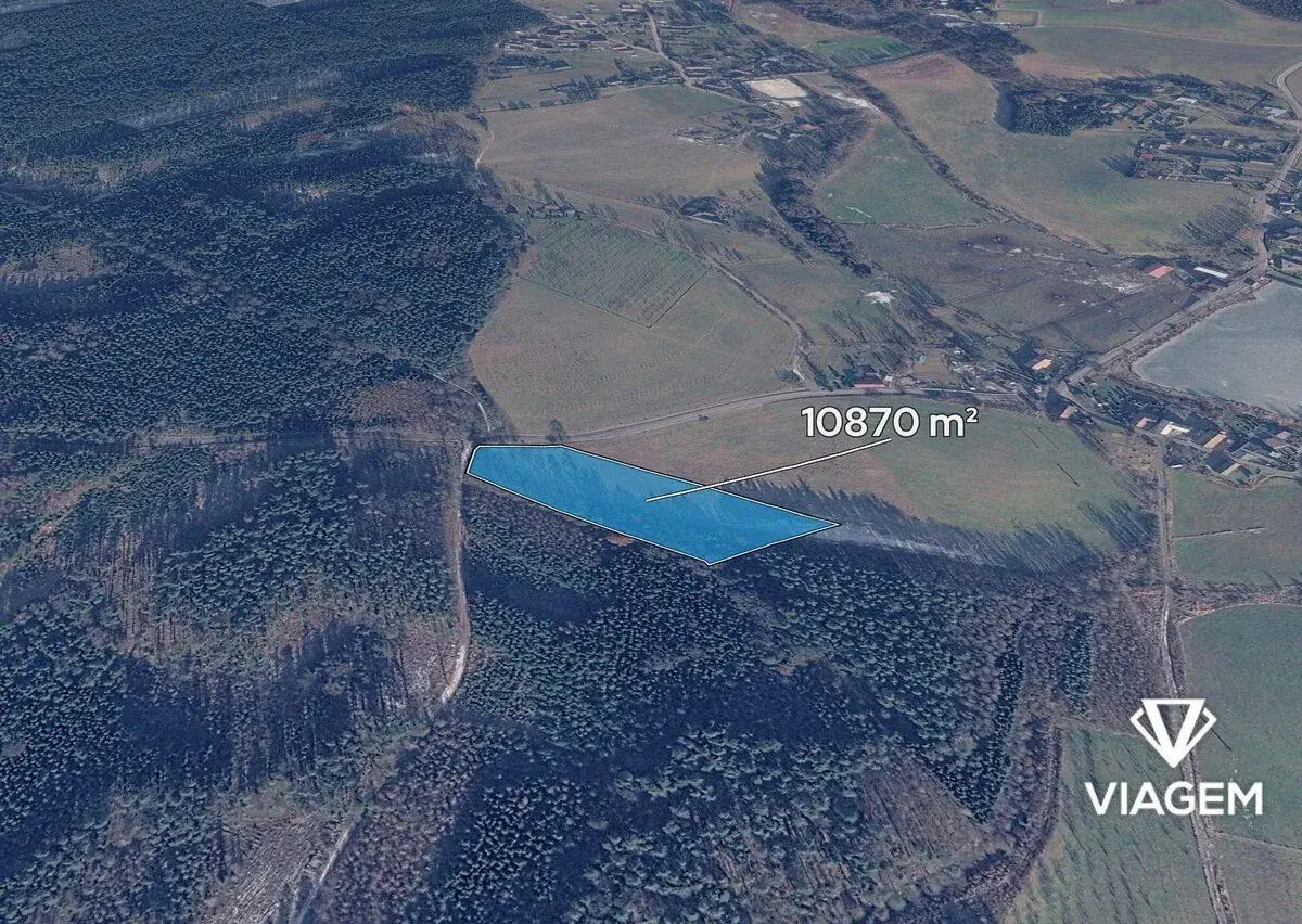 Pole 10 870 m², Podíl 25 % o výměře 2 718 m²