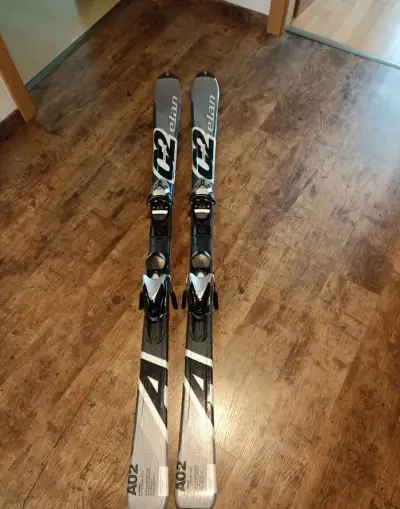 Carvingové lyže Elan A02 / C2 (152 cm) + vázání Elan