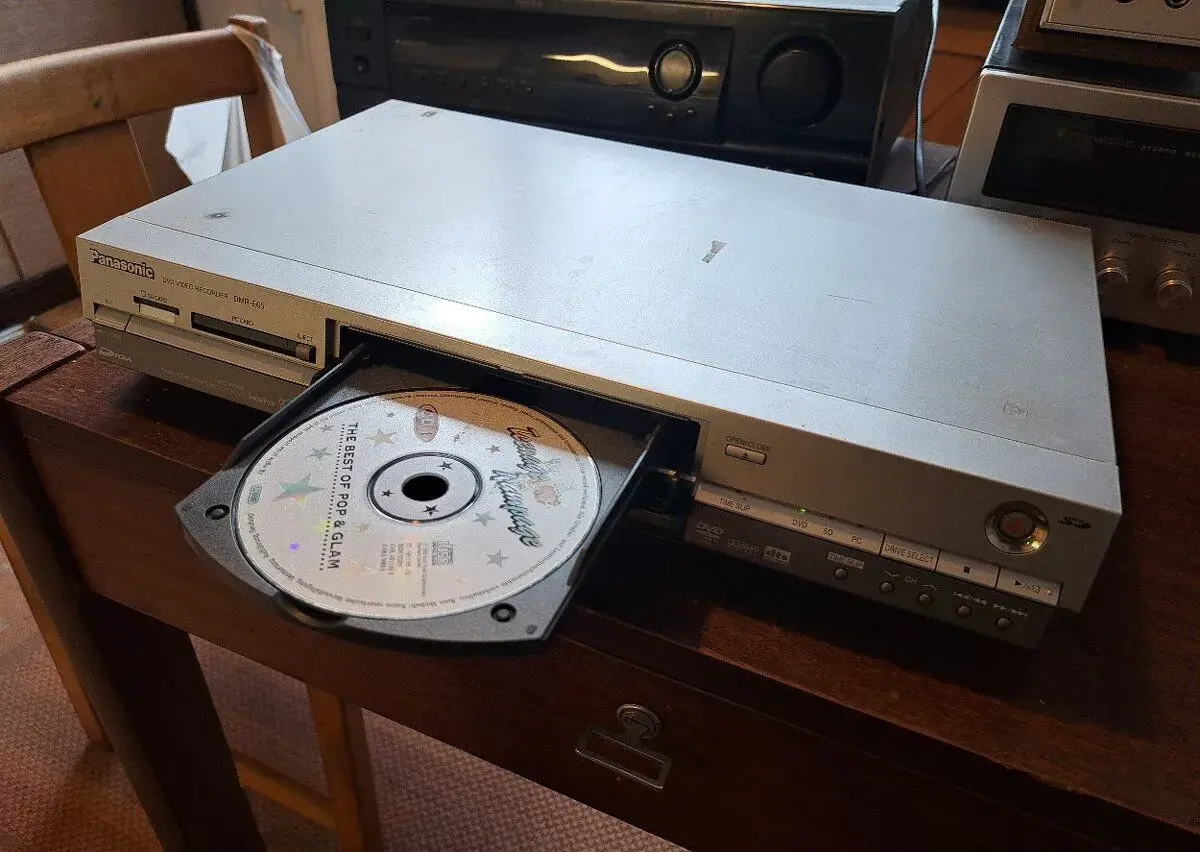 Panasonic DMR-E65EP funkční