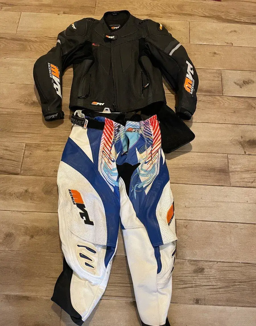 MVD supermoto kombineza dvoudilna