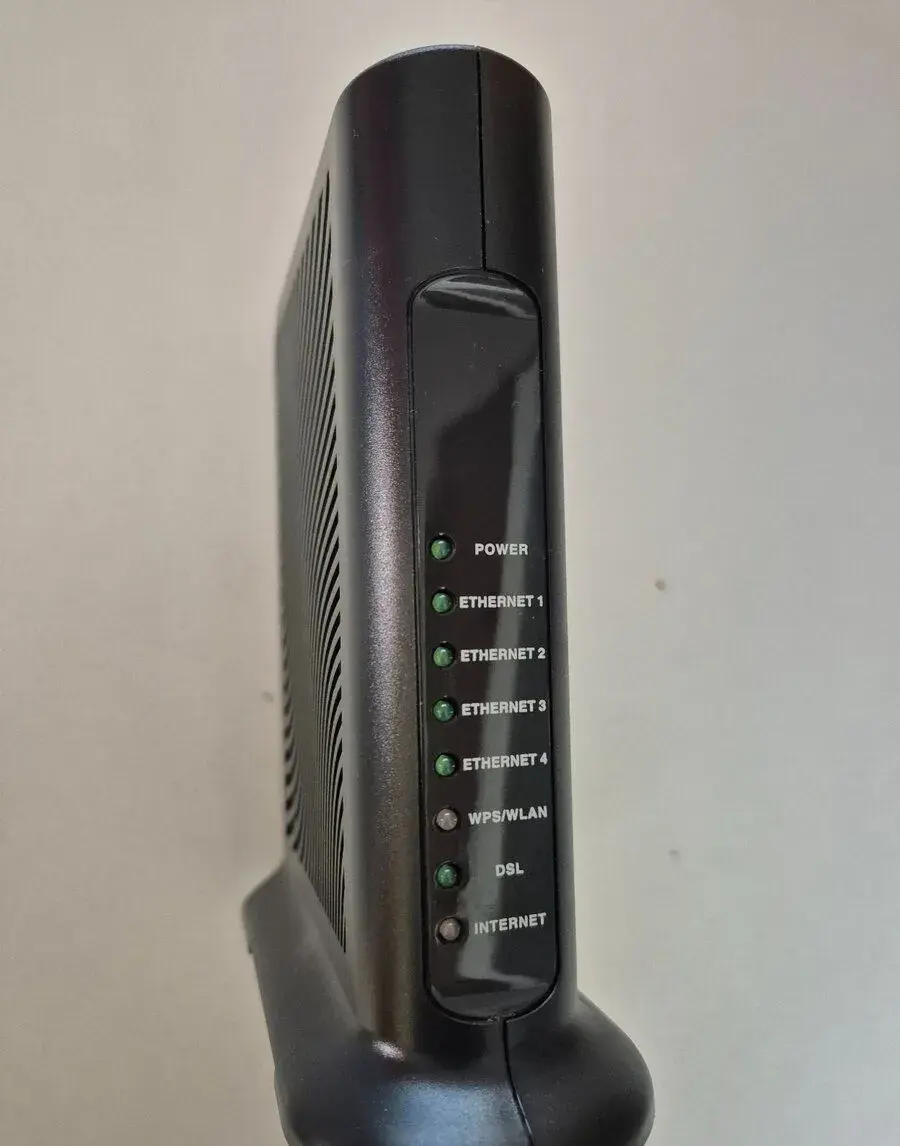 ADSL modem Zyxel Prestige P-660HN-T3A