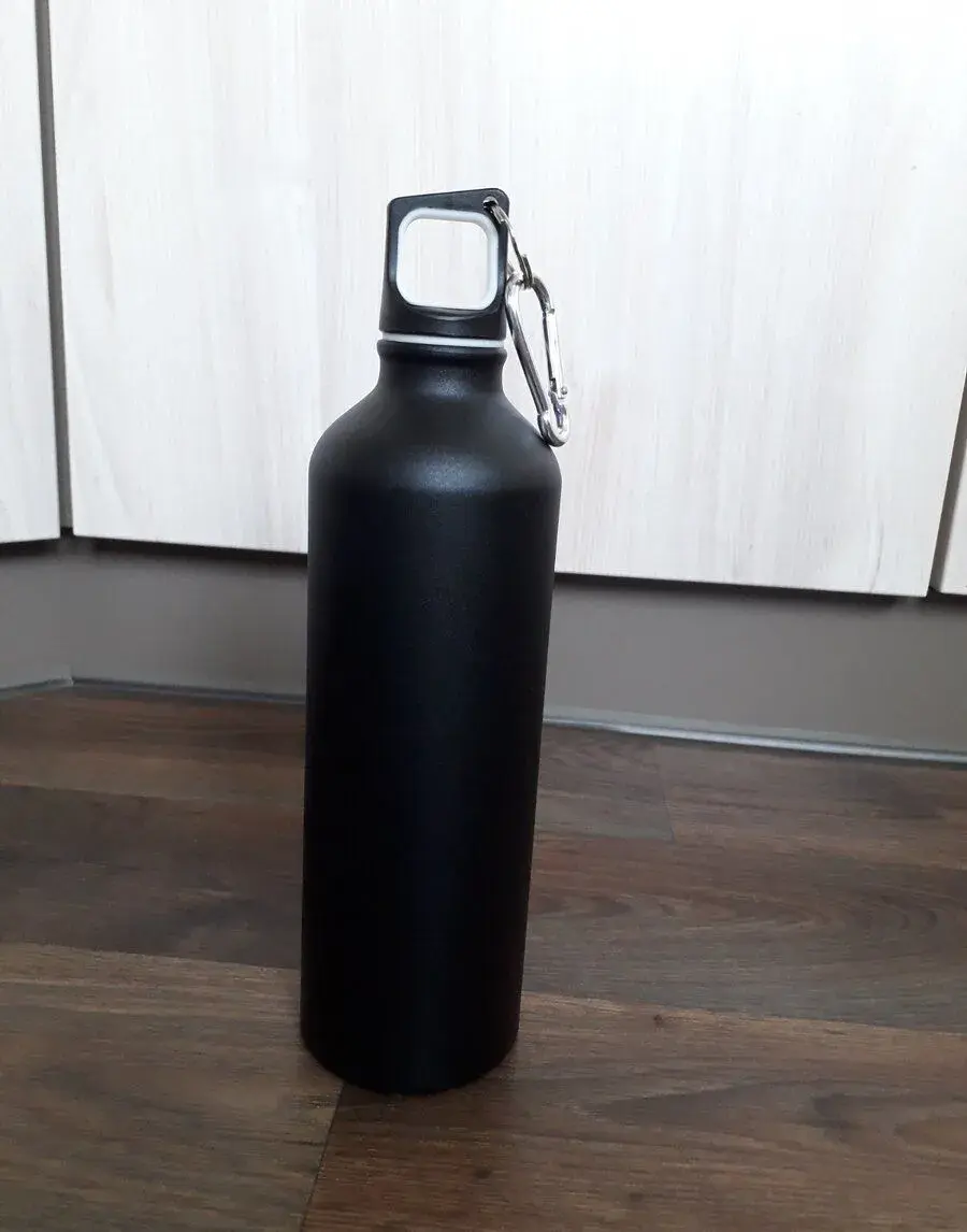 Nová-termo láhev s karabinou 800ml