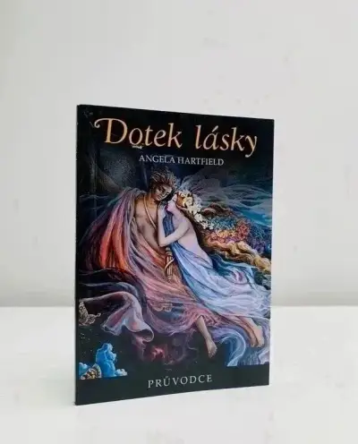 Dotek lásky | Angela Hartfield (vzácné karty)
