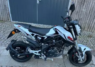 Benelli tnt 125