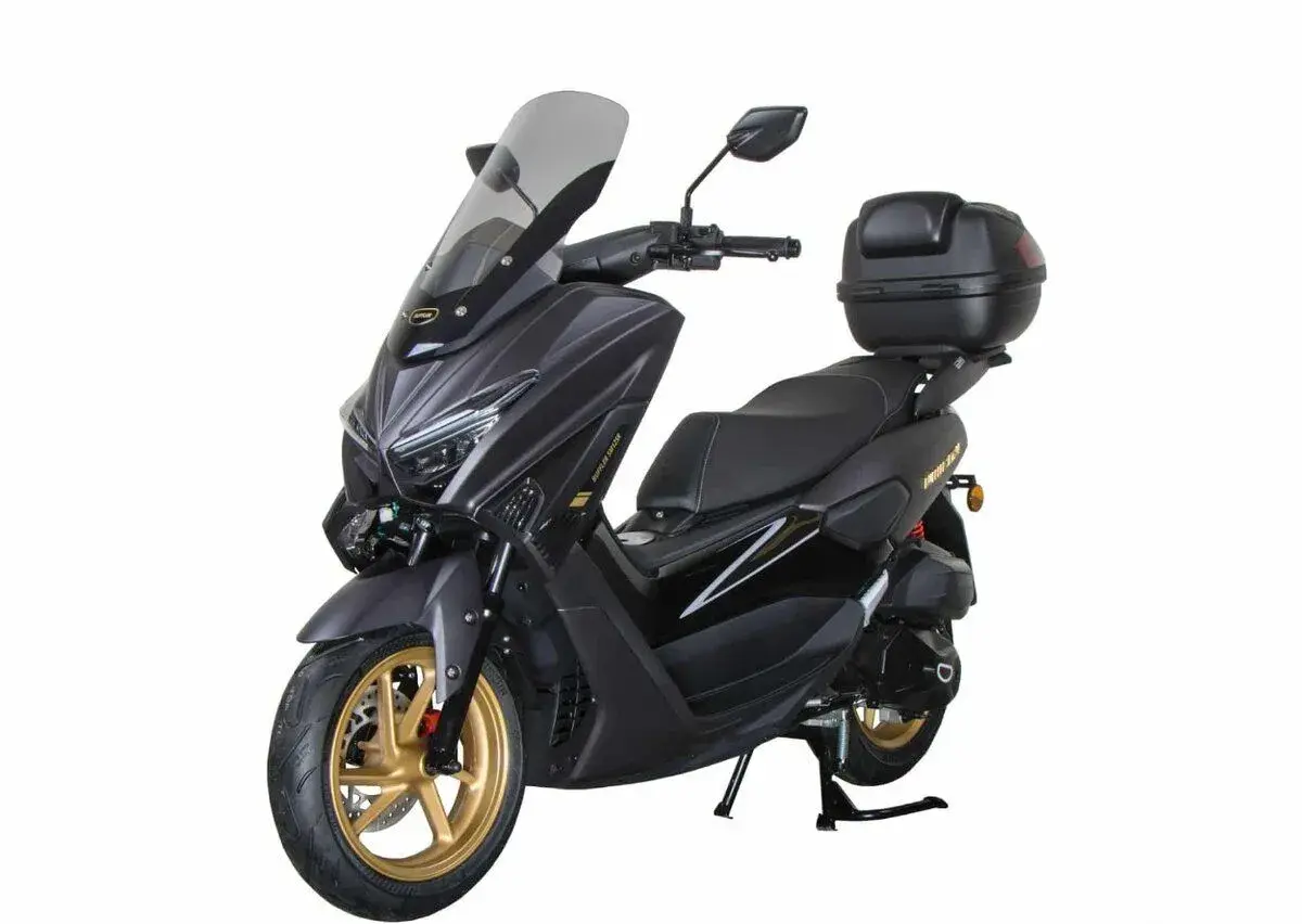 Novy český Skutr 125 buffler
