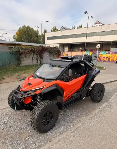 CFMOTO Gladiator Z10 Turbo, DPH, 20 km, plná výbava