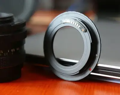 Canon EOS / M42 s indikací zaostření