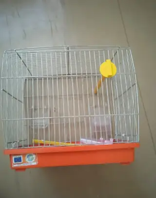 Klec pro kanárka nebo andulku.
