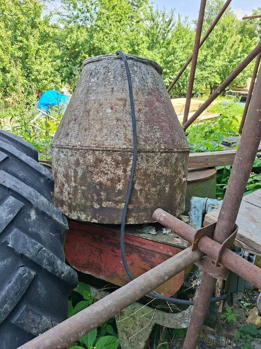 Stavební míchačka
