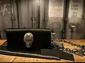 KABELKA PHILIPP PLEIN N.O.V.Á.