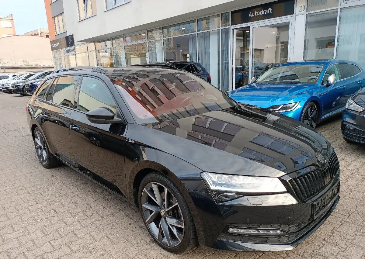 Škoda Superb – 2023, 79 029 km