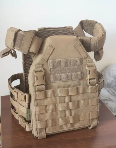 Warrior Assault Systems Recon Plate Carrier SAPI – Coyote
