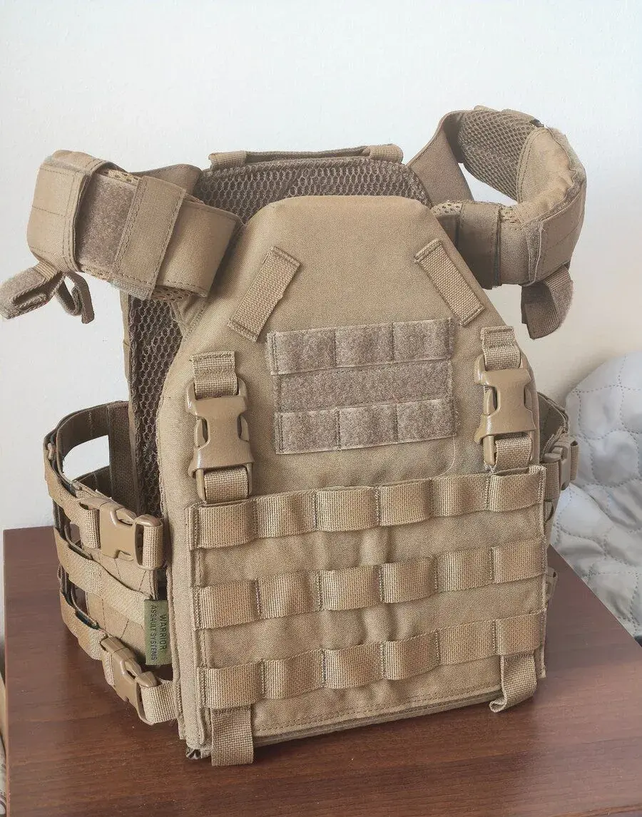 Warrior Assault Systems Recon Plate Carrier SAPI – Coyote